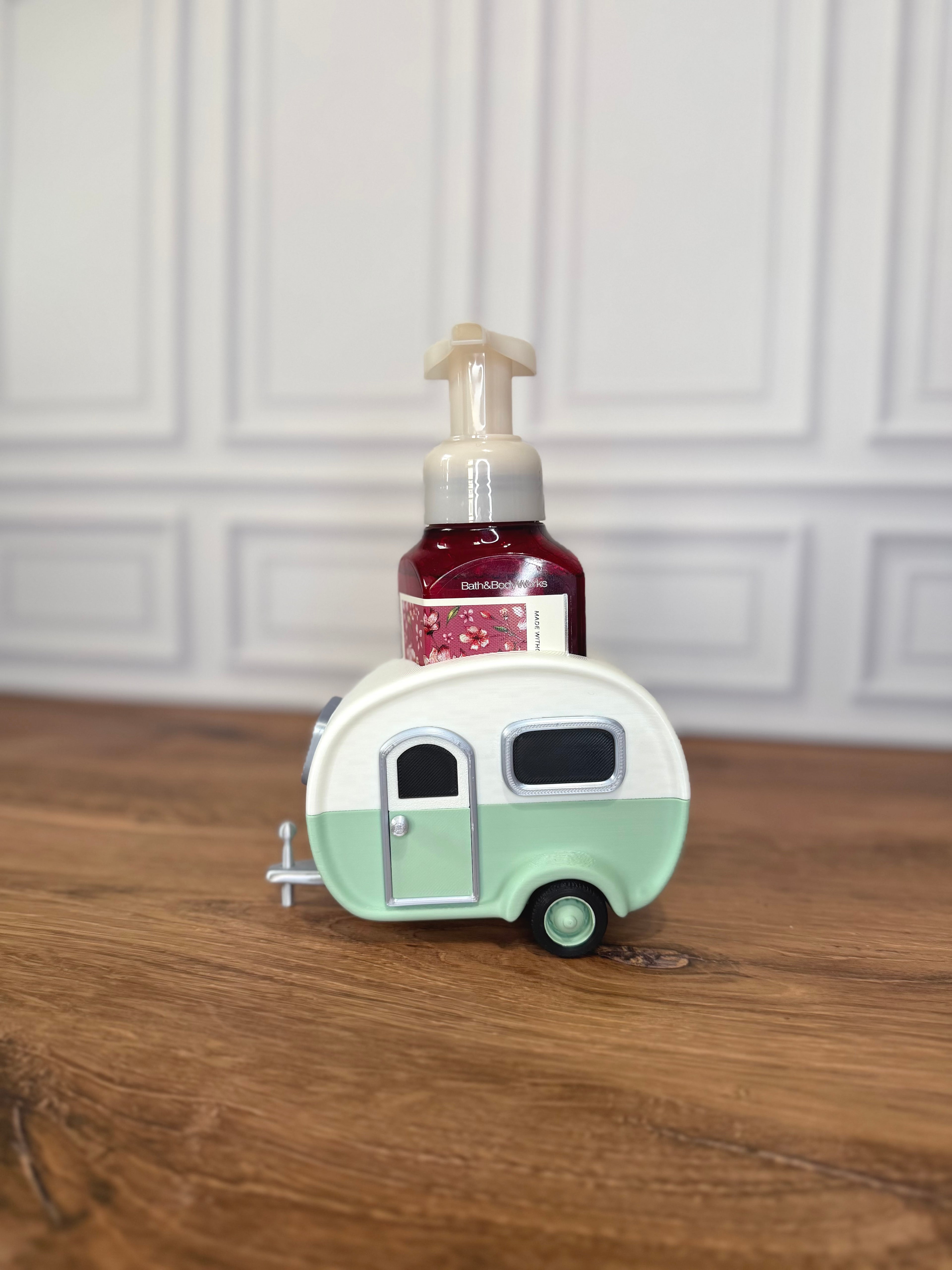 Retro Camper BBW Foaming Soap Holder