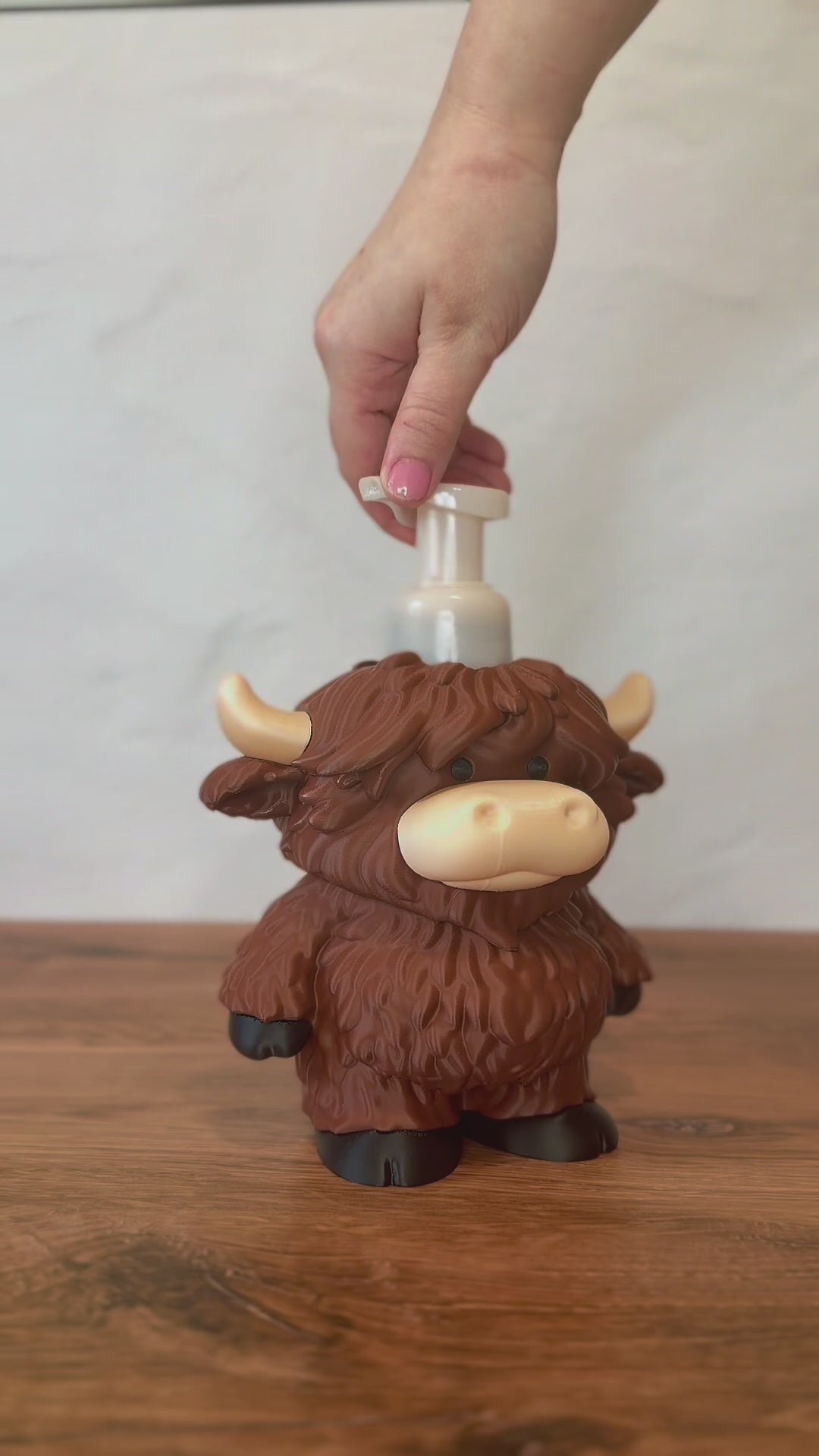 Highland Cow Soap Holder for BBW Foaming Soap
